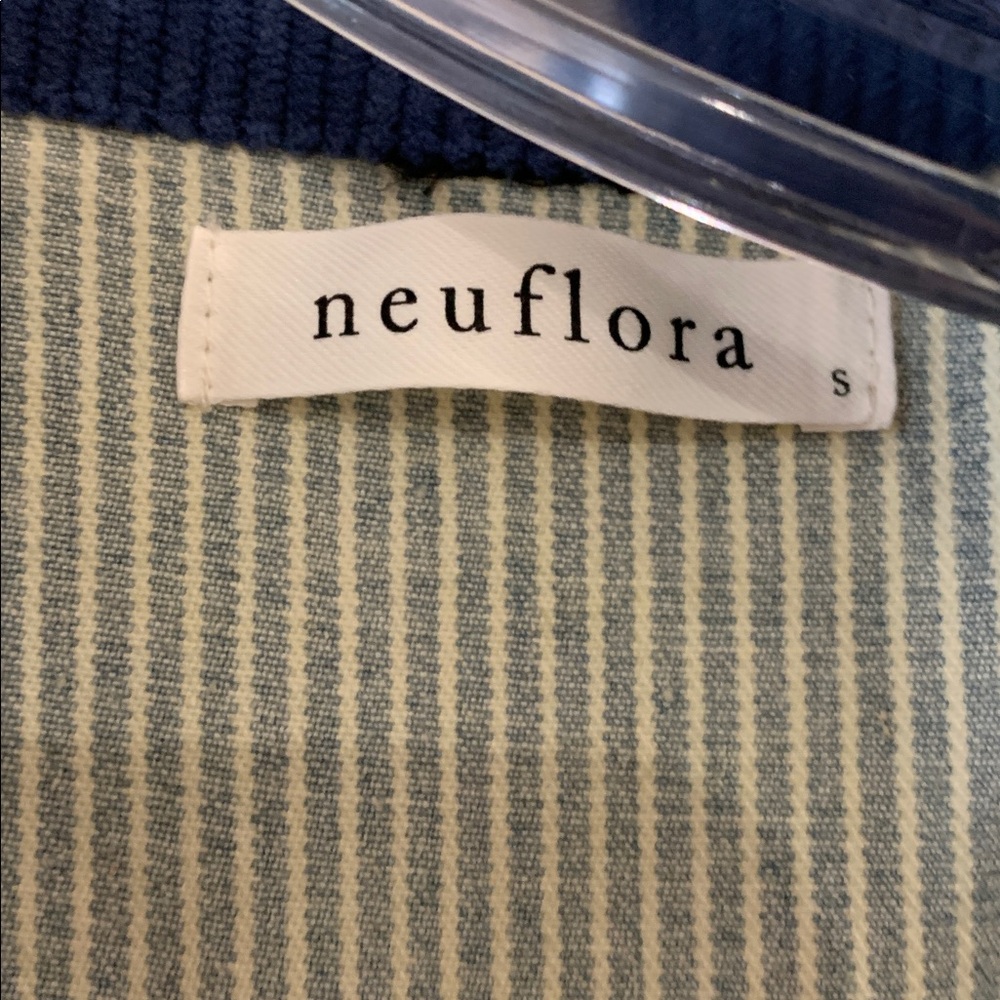 Neuflora Jacket - Picture 2 of 5